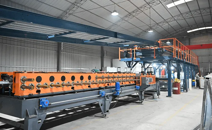 新乡聚氨酯板生产线案例展示